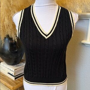 Say What? Black & White Sleeveless Knit Sweater Vest Size Medium